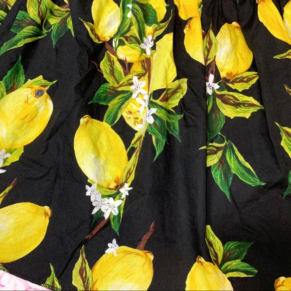 Medium Lemon Print Top Off the shoulders - Picture 4 of 8